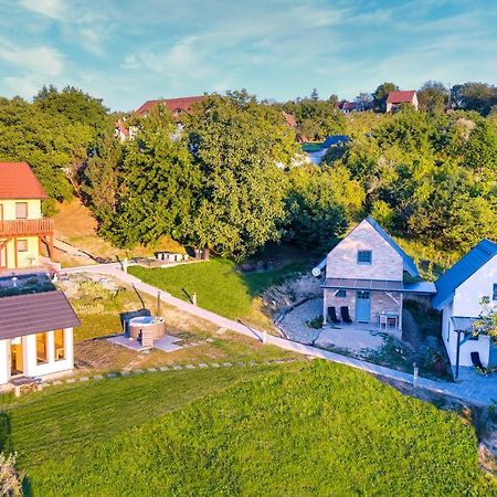 Borárium Vendégházak - Zenit Ház Pazmand Kültér fotó